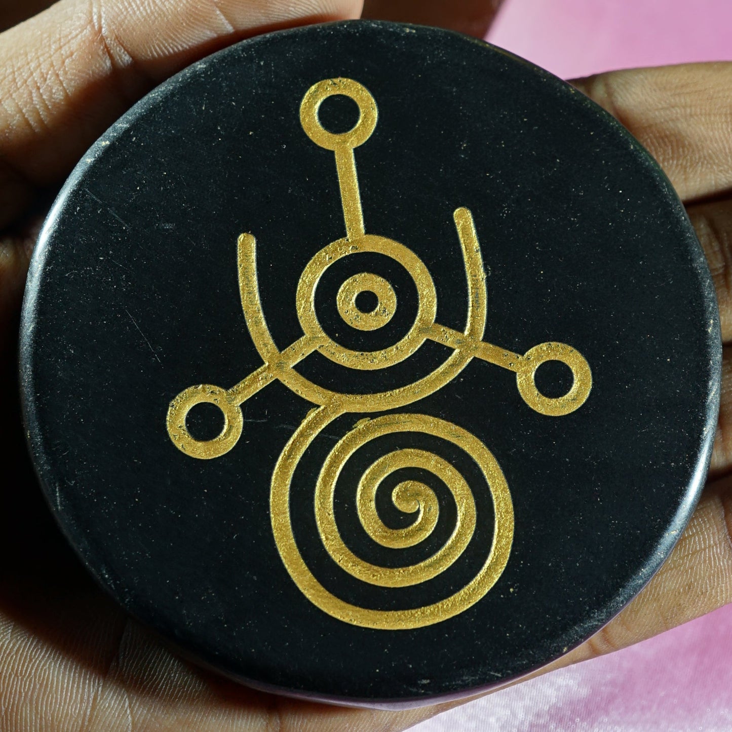 Black 3 Inch Carving Plate