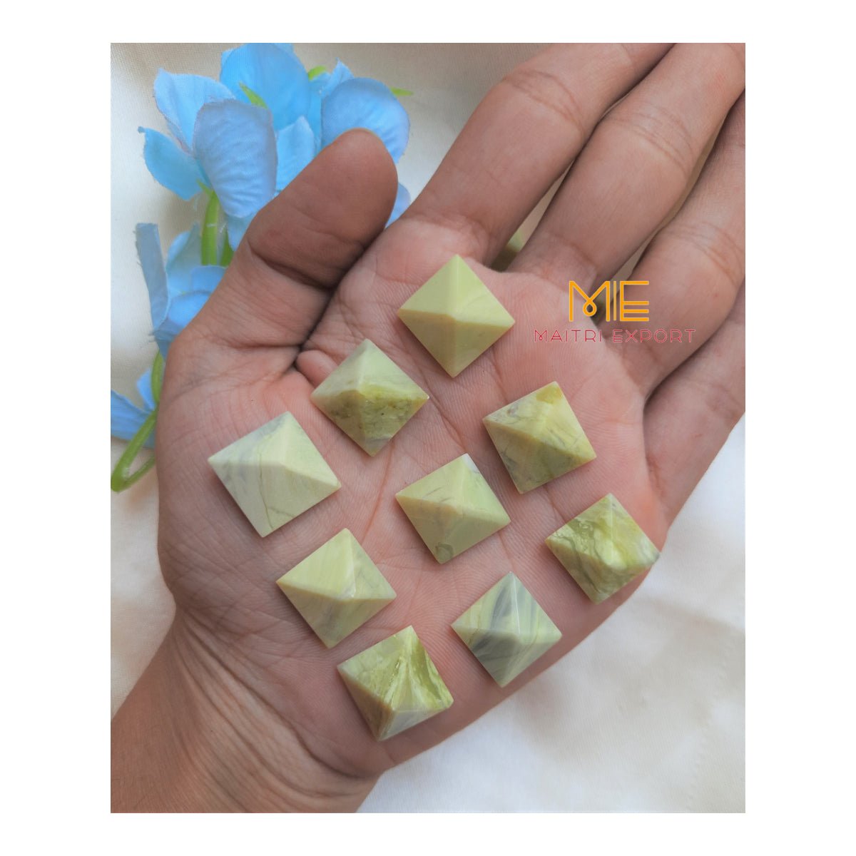 Crystal stone pyramids, mini ( 0.5 inch )-Serpentine-Maitri Export | Crystals Store