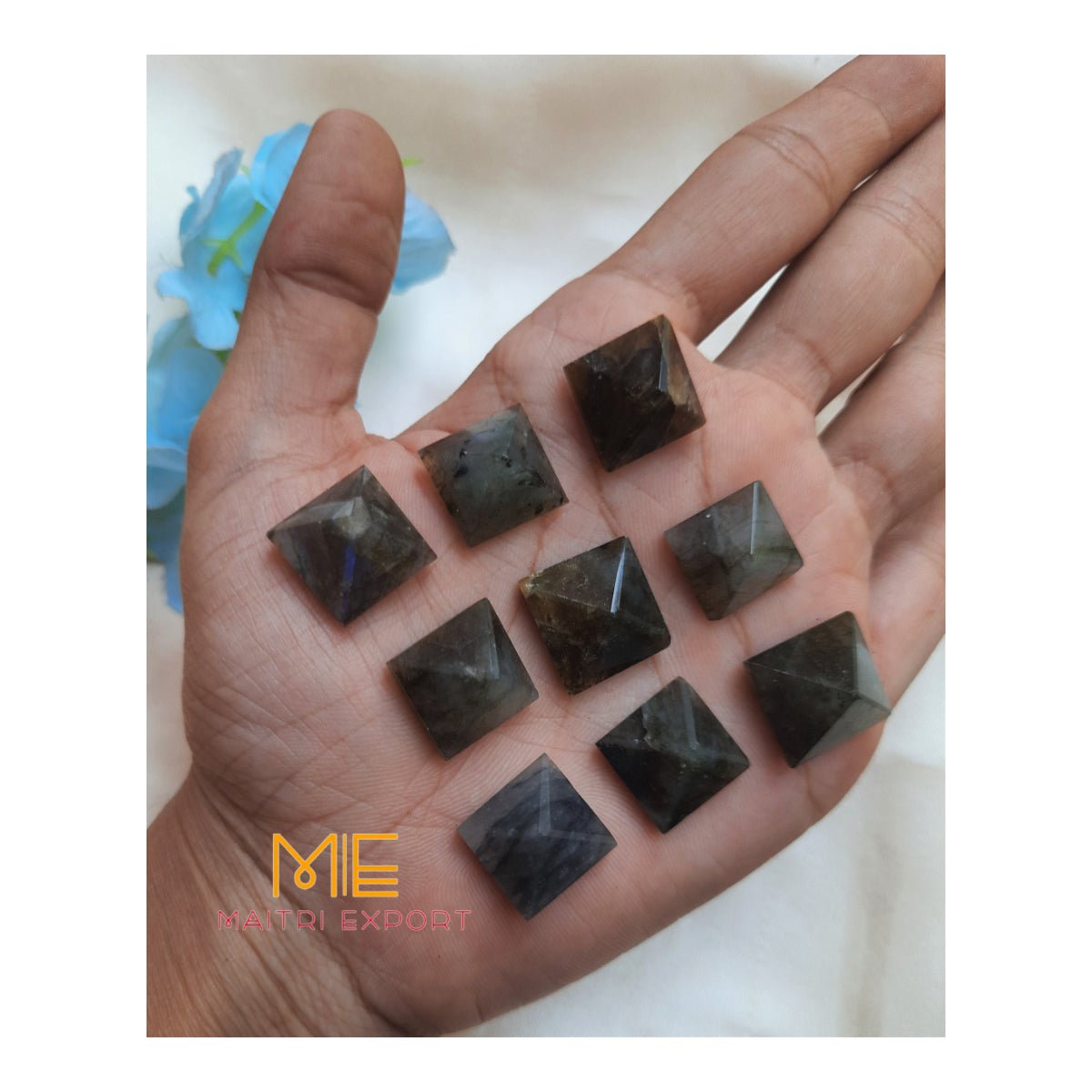 Crystal stone pyramids, mini ( 0.5 inch )-Labradorite-Maitri Export | Crystals Store