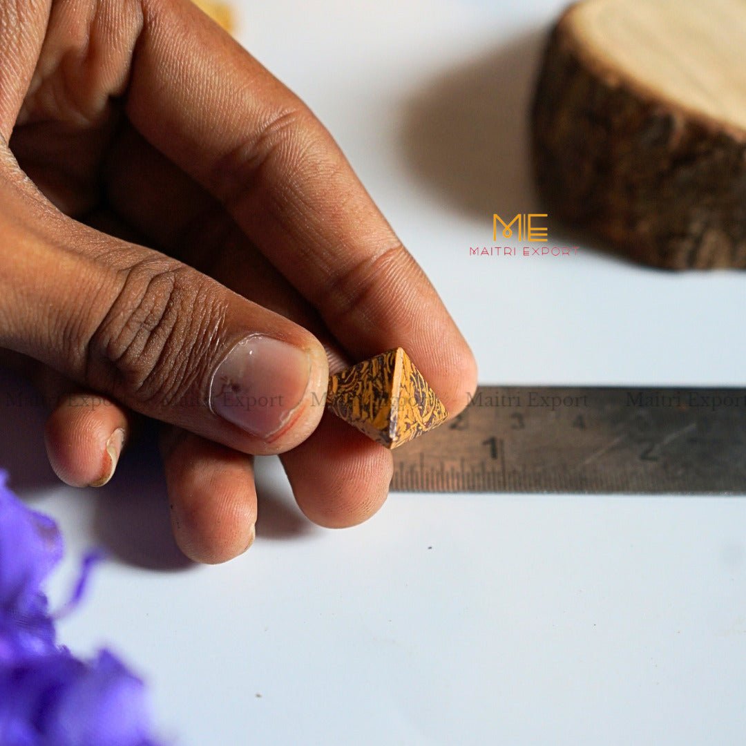 Crystal stone pyramids, mini ( 0.5 inch )-Maitri Export | Crystals Store