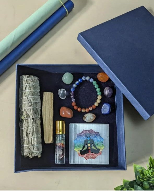 7 chakra Beginner kit - Sage, palo santo, selenite plate, Oil, Bracelet and tumble set-Maitri Export | Crystals Store