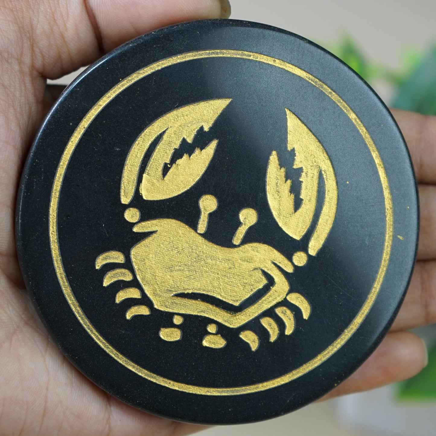 Black 3 Inch Carving Plate