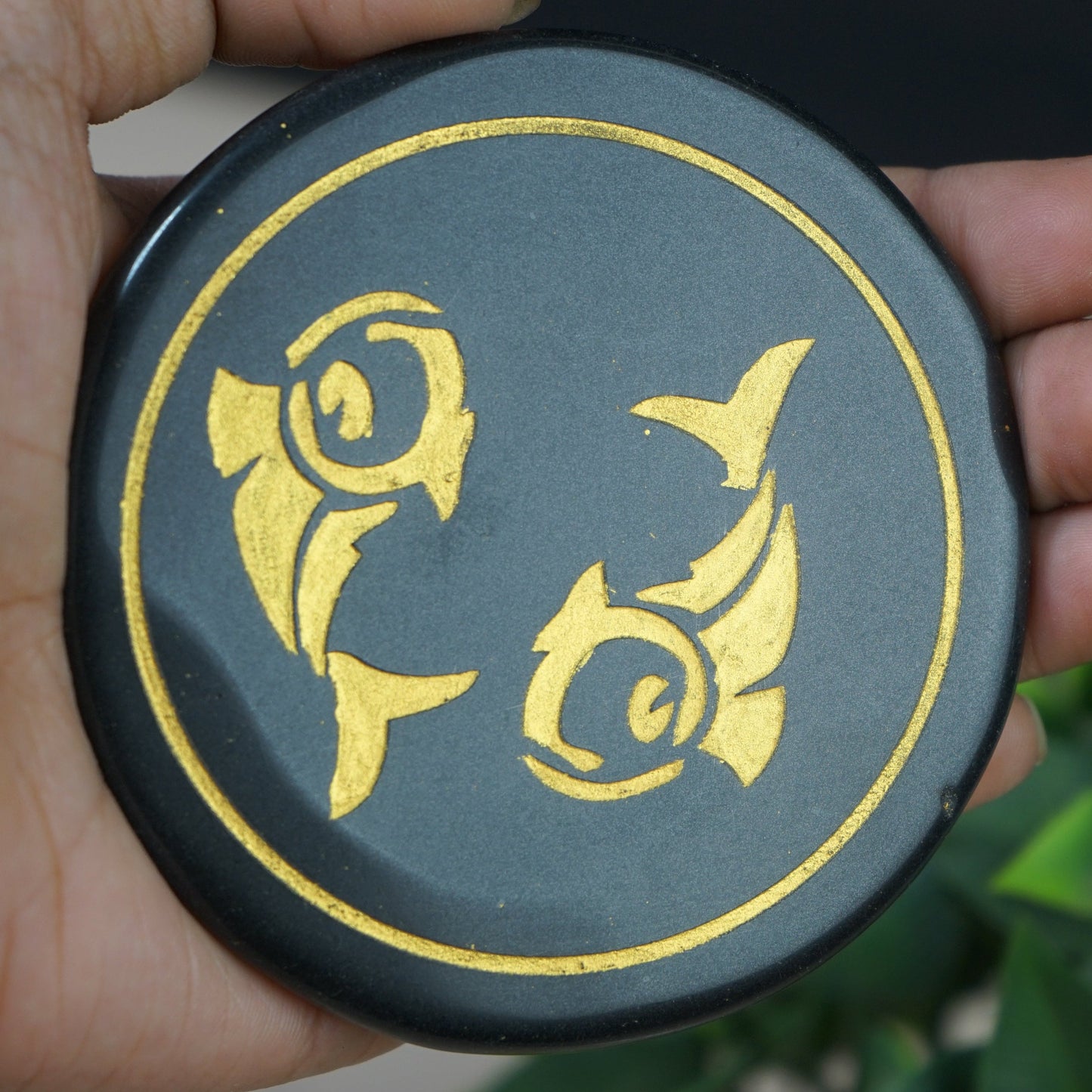 Black 3 Inch Carving Plate