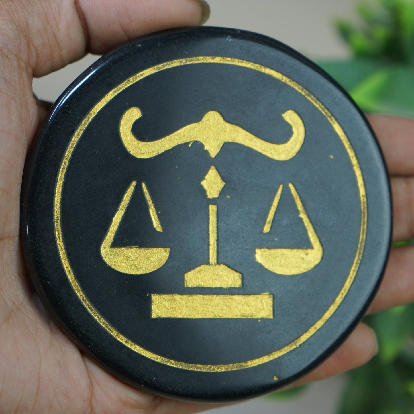 Black 3 Inch Carving Plate