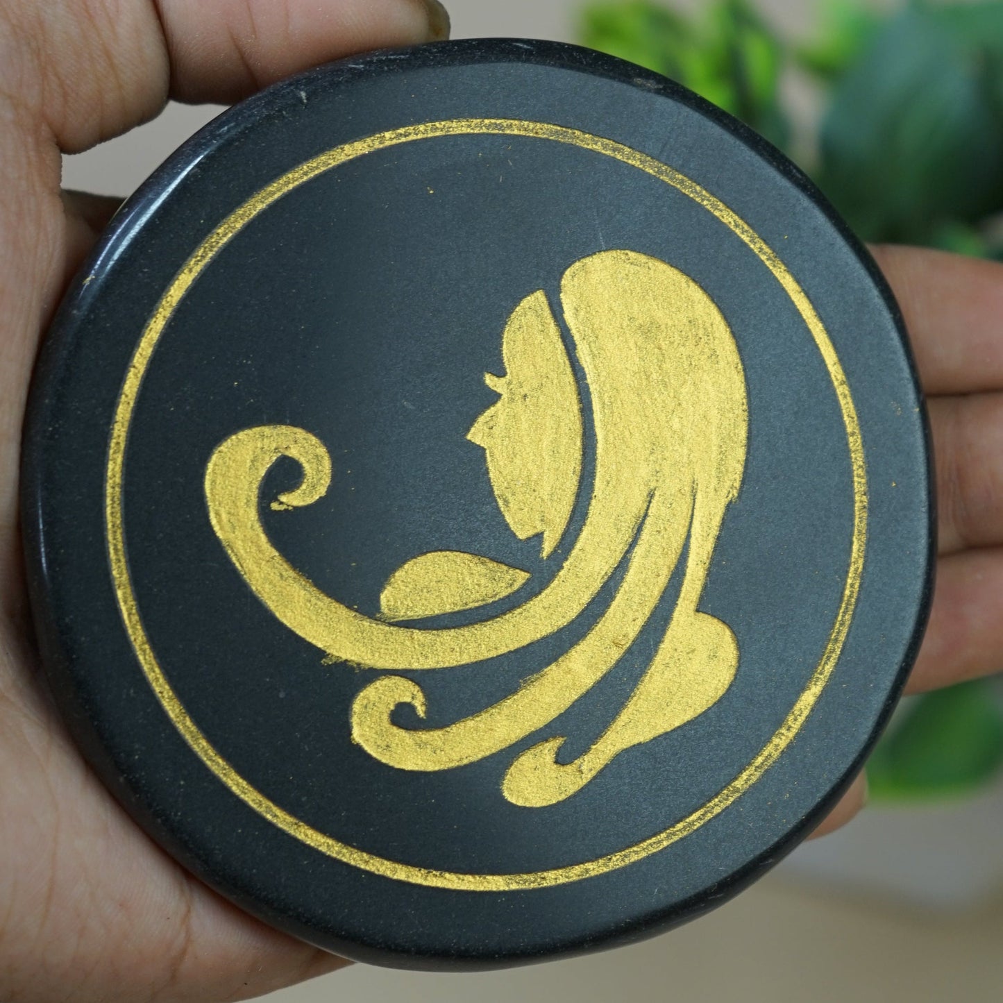Black 3 Inch Carving Plate