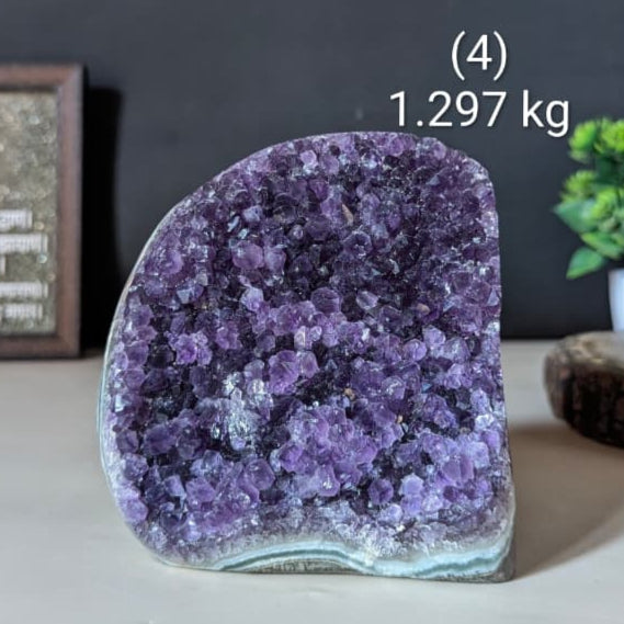 Amethyst geode-Maitri Export | Crystals Store