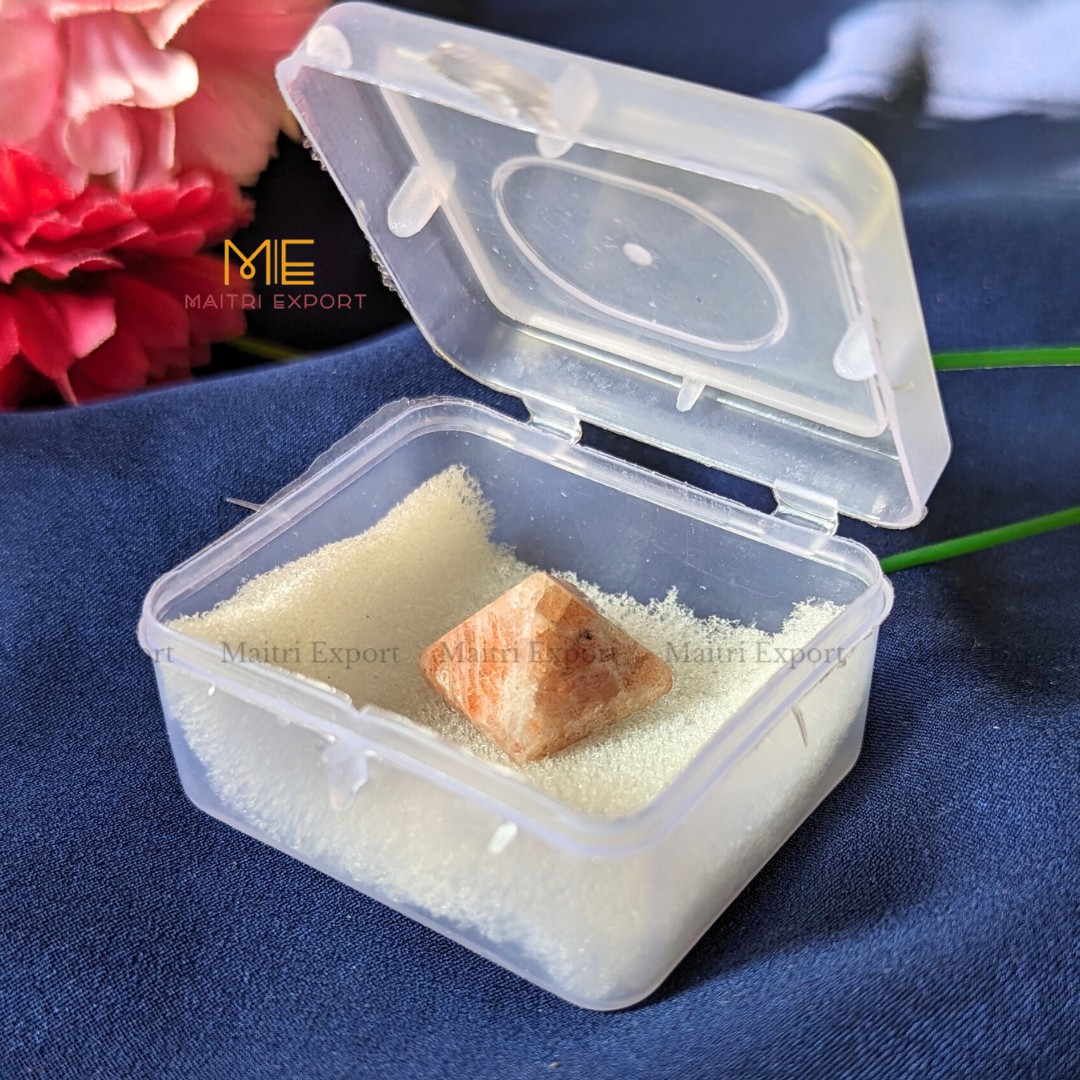 Crystal stone pyramids, mini ( 0.5 inch )-Maitri Export | Crystals Store