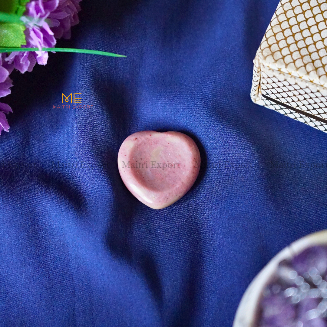 Natural Crystal Stone Heart Worry Stone-Maitri Export | Crystals Store