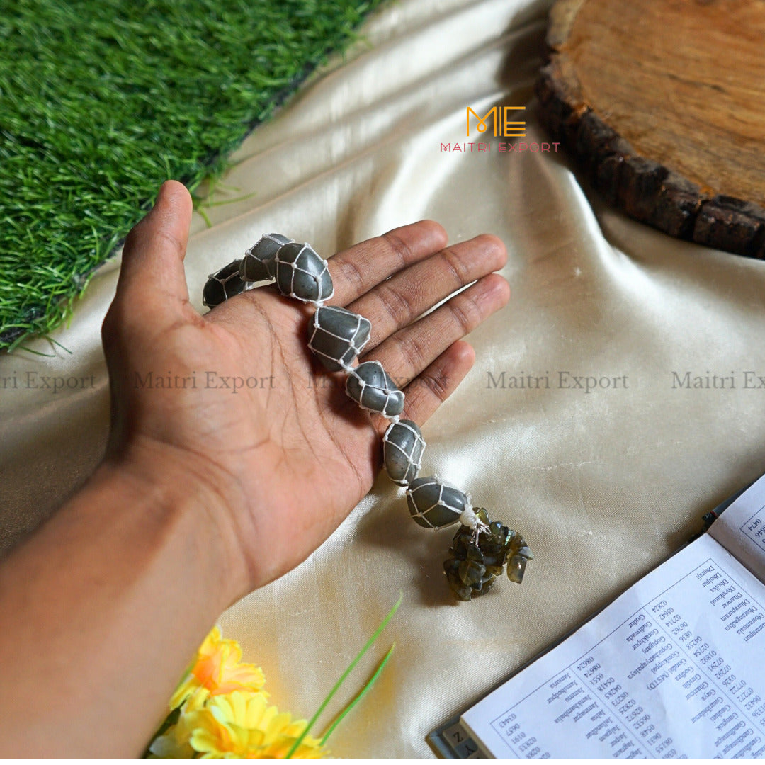 Natural Healing Crystal Stone Tumble Stone with Chips Hanger-Labradorite-Maitri Export | Crystals Store