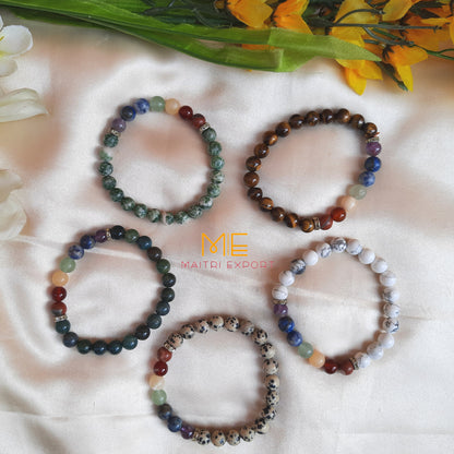 Natural different Crystals with 7 chakra beads charm bracelets (8mm)-Maitri Export | Crystals Store