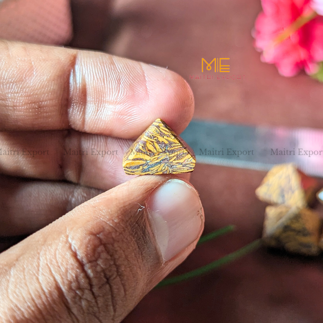 Crystal stone pyramids, mini ( 0.5 inch )-Calligraphy jasper / Mariam-Maitri Export | Crystals Store