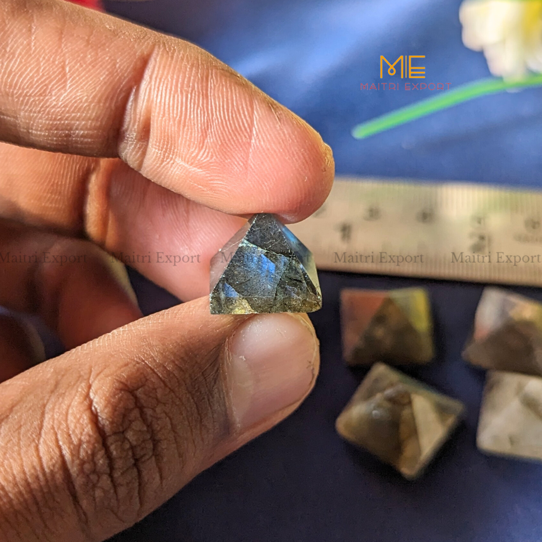 Crystal stone pyramids, mini ( 0.5 inch )-Maitri Export | Crystals Store