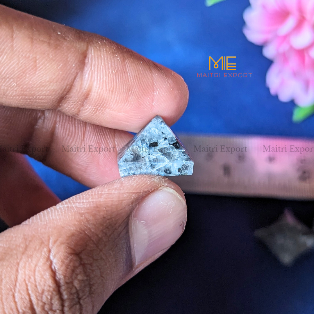 Crystal stone pyramids, mini ( 0.5 inch )-Maitri Export | Crystals Store