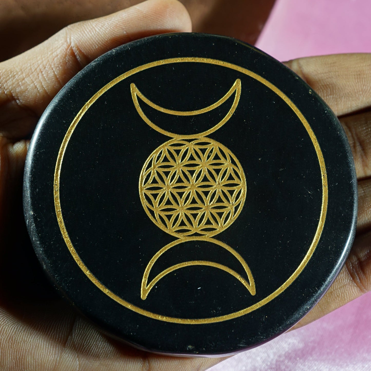 Black 3 Inch Carving Plate