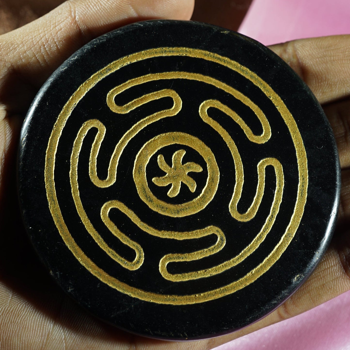 Black 3 Inch Carving Plate