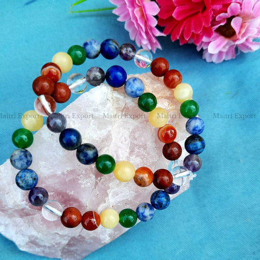 7 chakra crystal bracelet with clear quartz and 8mm stretchable gemstone beads
