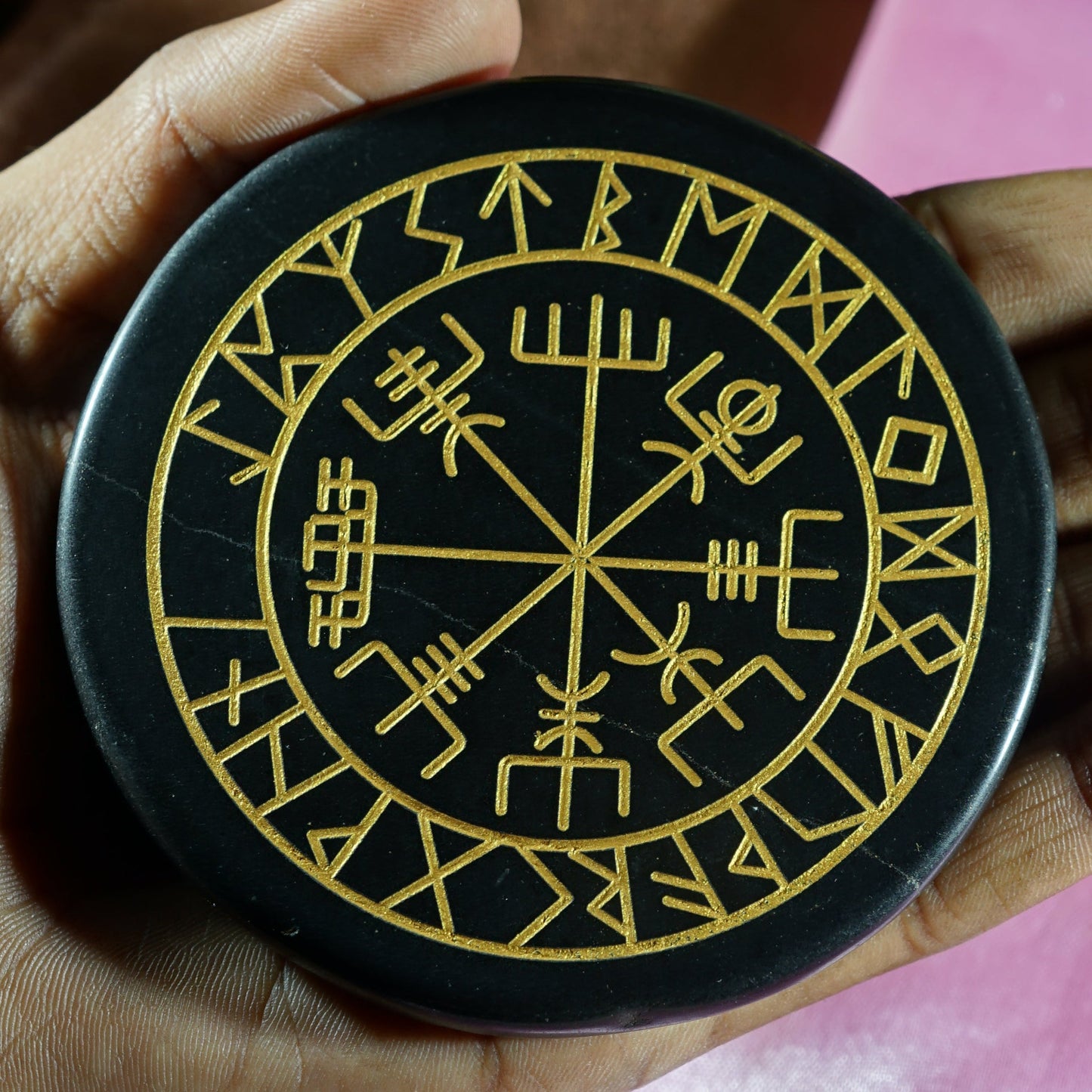 Black 3 Inch Carving Plate