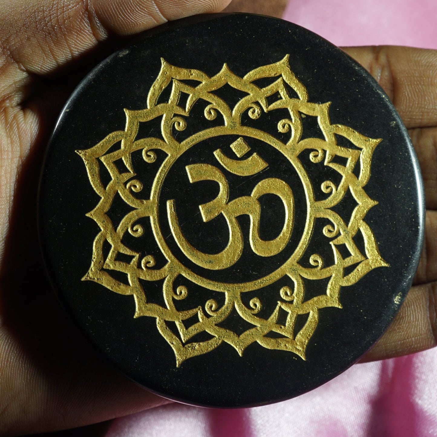 Black 3 Inch Carving Plate