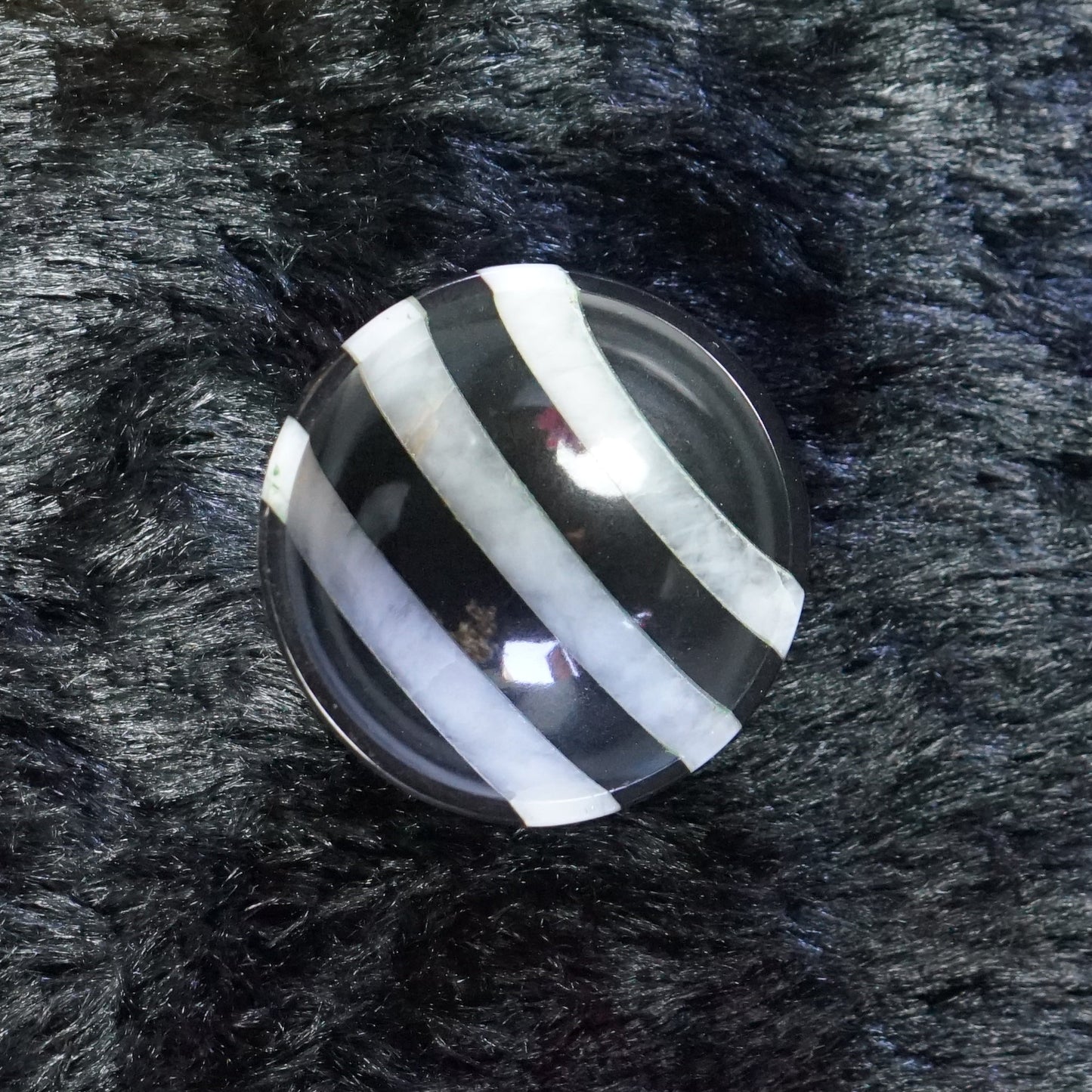 Natural Crystal Stone Handcrafted Bowl ( 2 inches )-Black And White combination Design 2-2 Inch-Maitri Export | Crystals Store