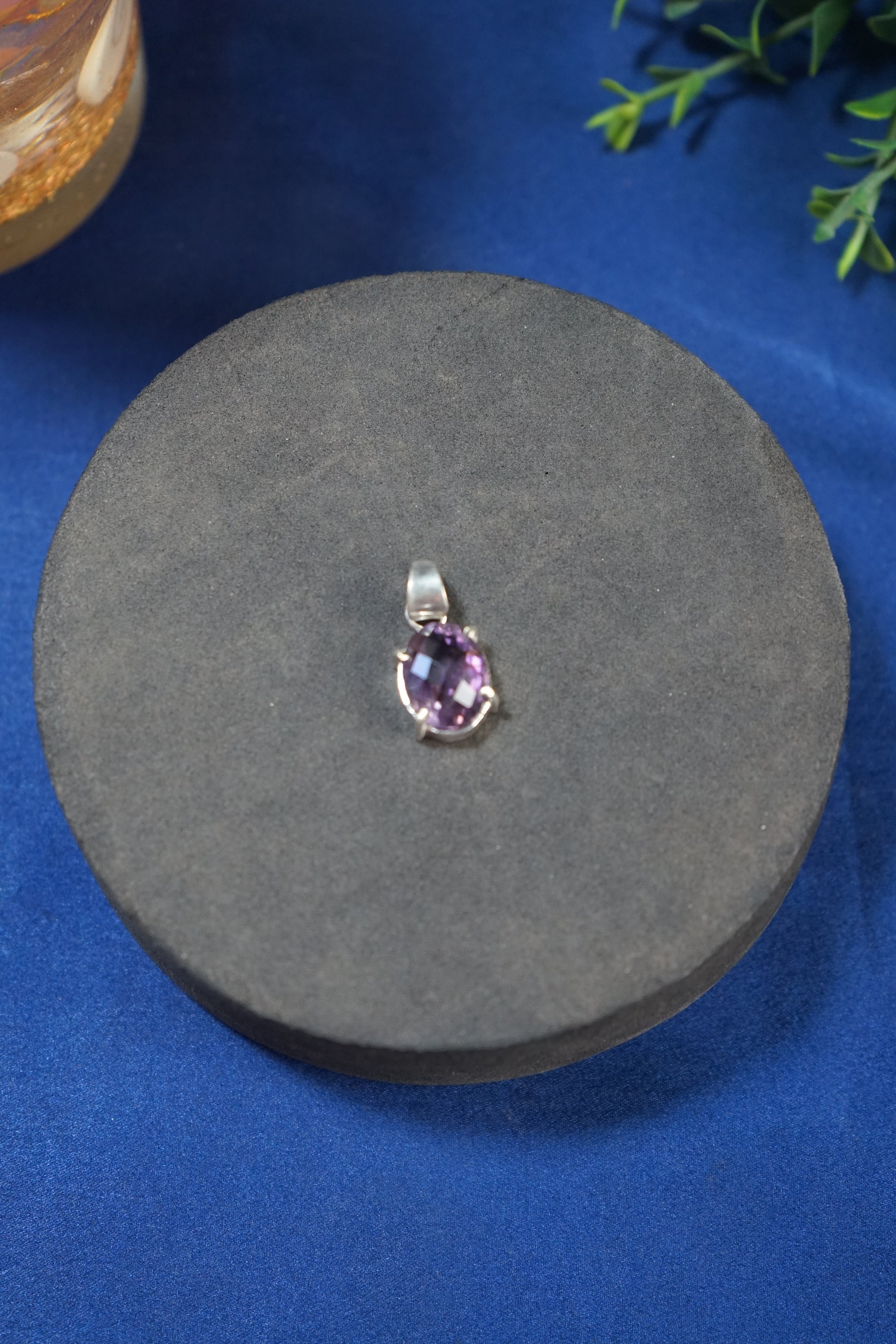 Diamond cut oval pendants-Amethyst-Maitri Export | Crystals Store