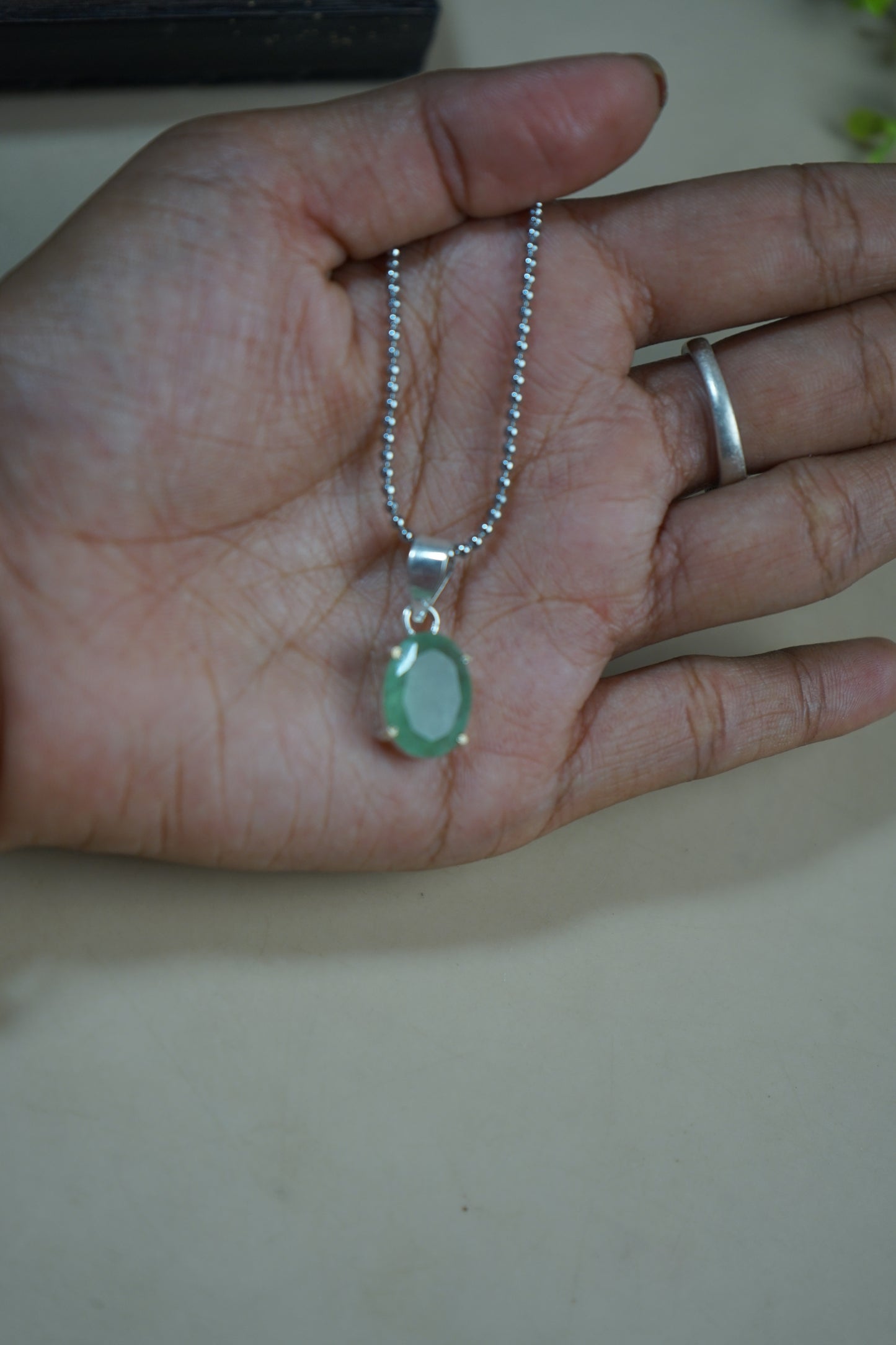 Diamond cut oval pendants-Green Aventurine-Maitri Export | Crystals Store