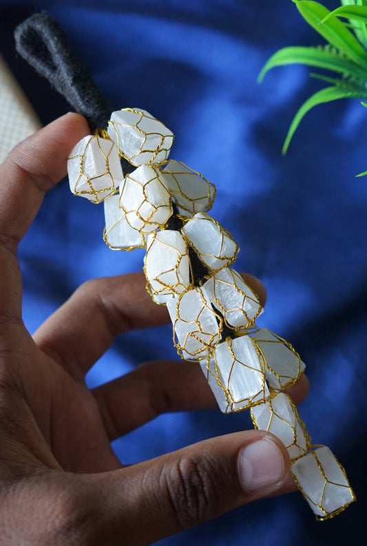 Selenite / tourmaline hanger ( 21 beads )-Selenite-Maitri Export | Crystals Store
