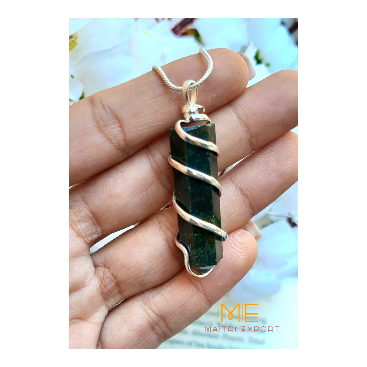 Single point wire wrapped pendant.-Green Jade-Maitri Export | Crystals Store