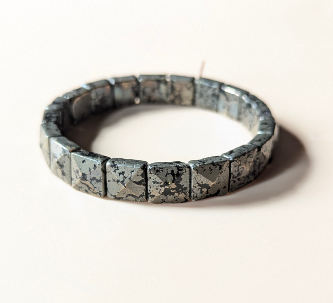 Pyramid facets square bracelet-Pyrite-Maitri Export | Crystals Store