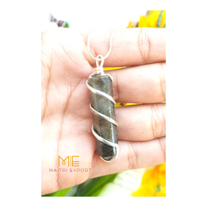 Single point wire wrapped pendant.-Labradorite-Maitri Export | Crystals Store