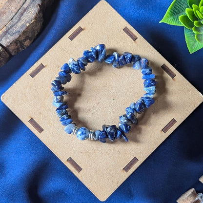 Chips Bracelet with center 8mm beads-Sodalite-Maitri Export | Crystals Store