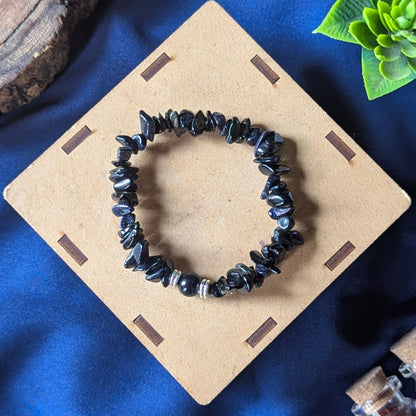 Chips Bracelet with center 8mm beads-Blue Gold Stone-Maitri Export | Crystals Store