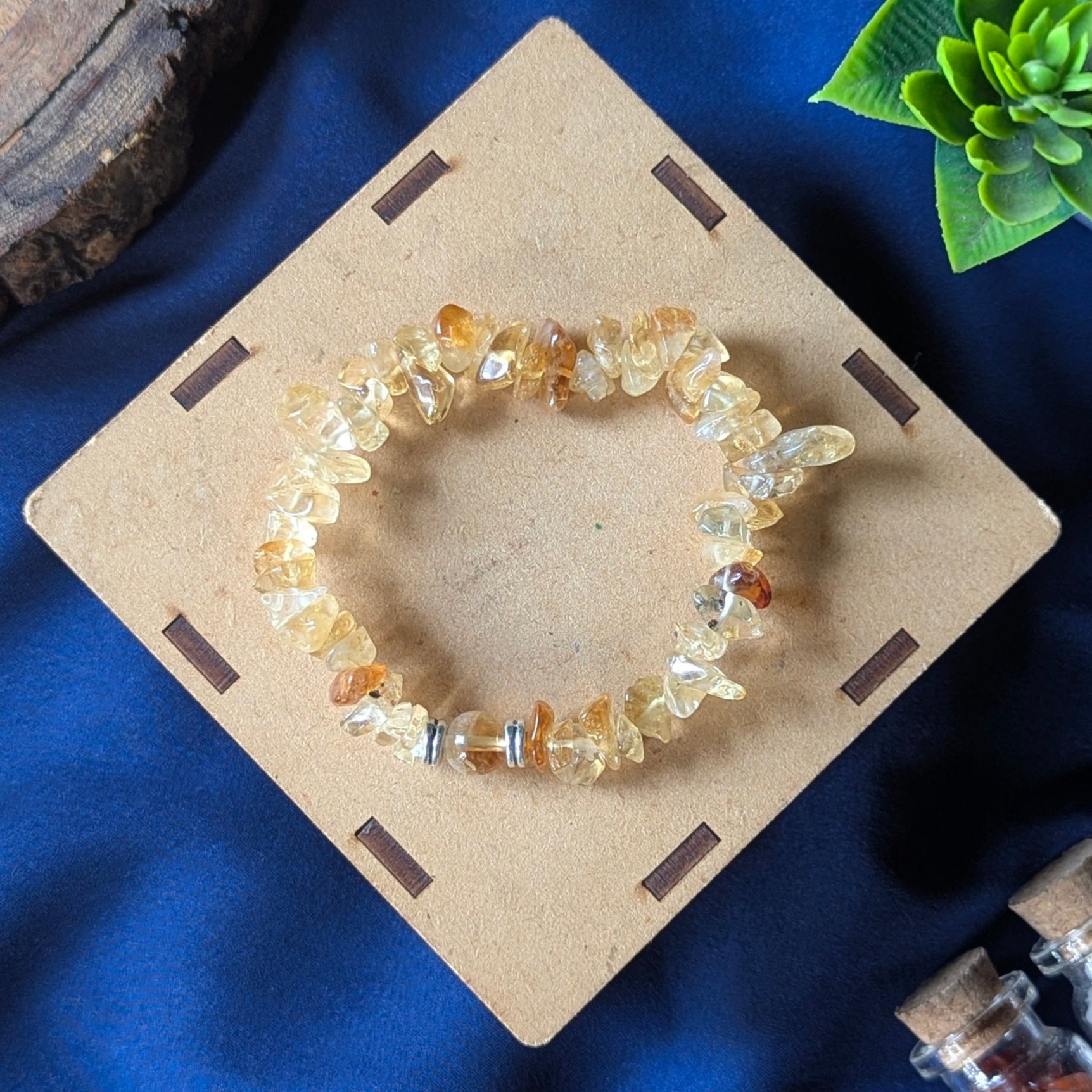 Chips Bracelet with center 8mm beads-Citrine Natural-Maitri Export | Crystals Store