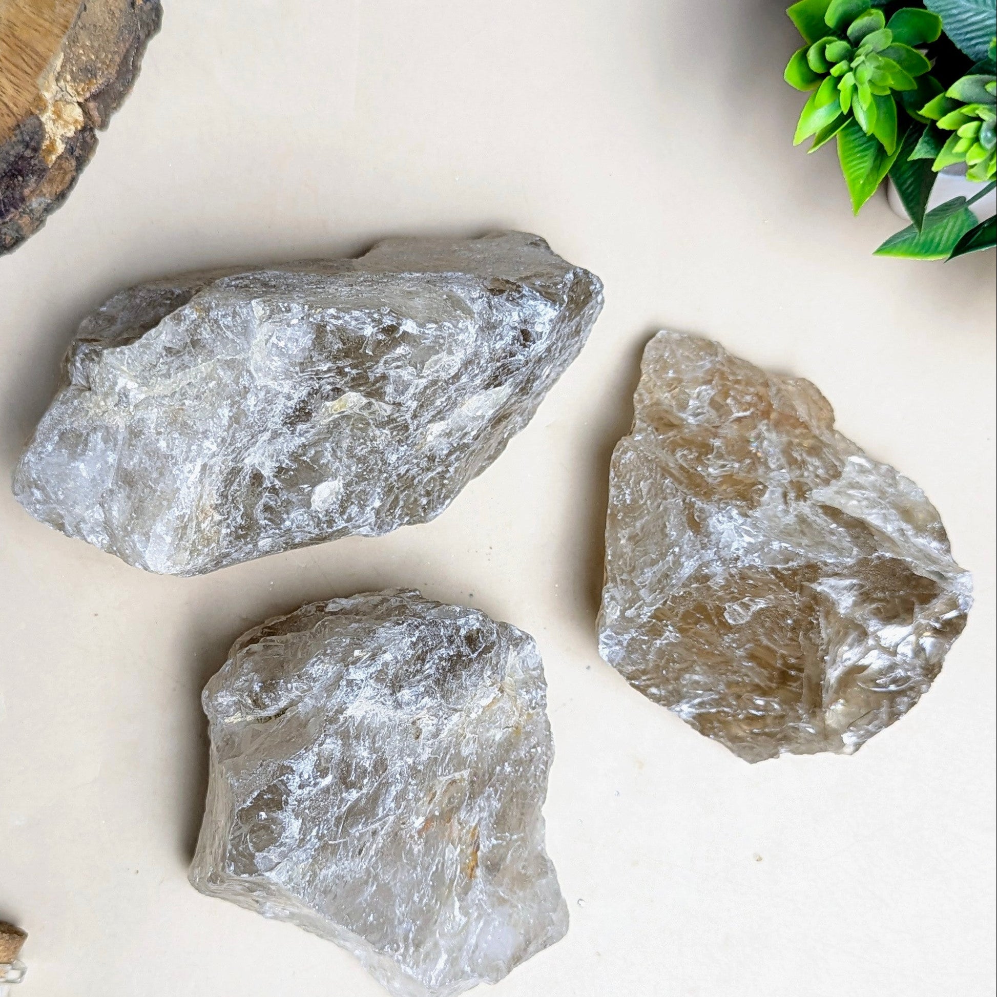 Smokey Row/ Rough Stone (Big size)-1 kg-Maitri Export | Crystals Store