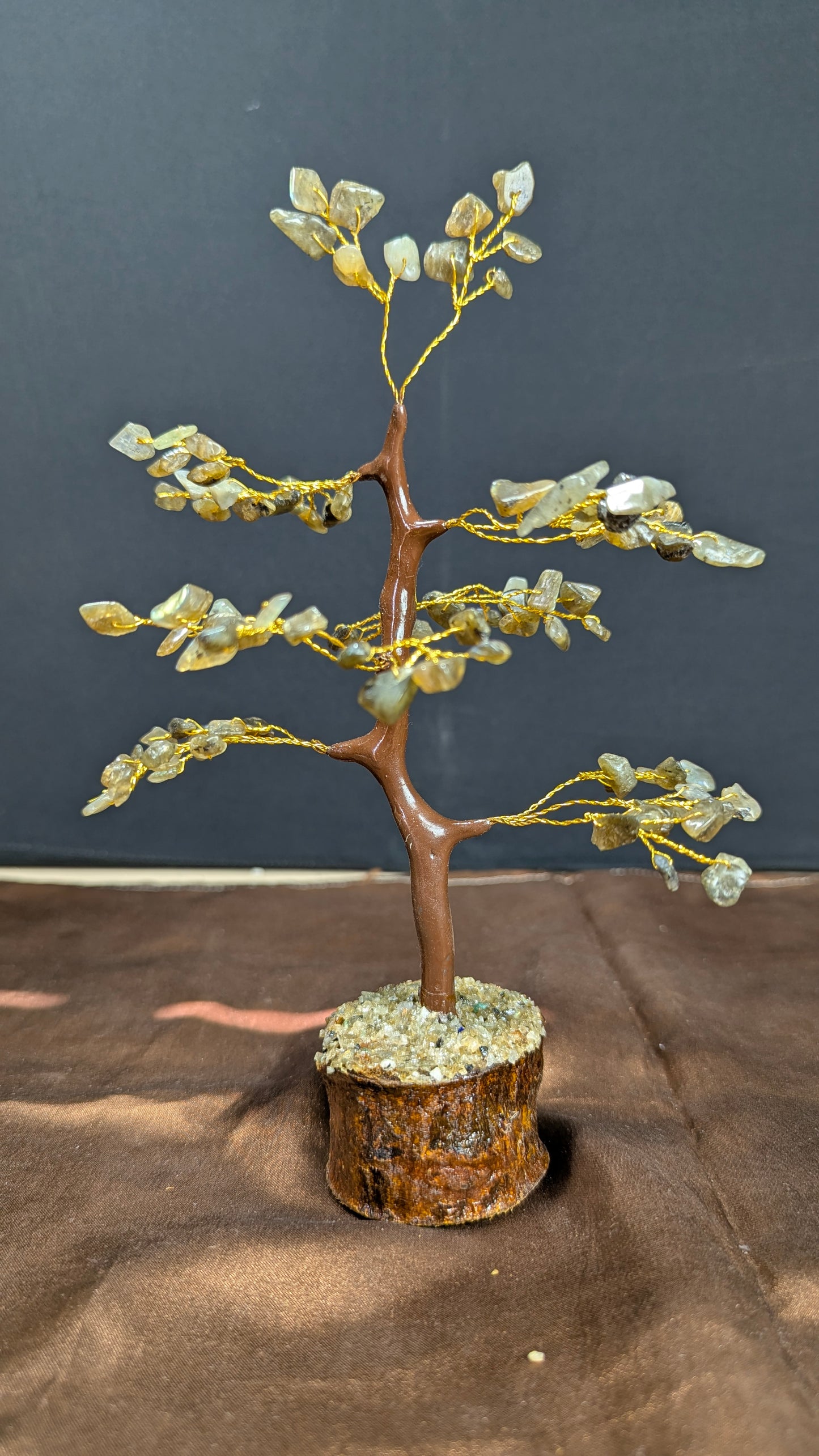 100 Beads natural healing crystal stone tree-Labradorite-Maitri Export | Crystals Store