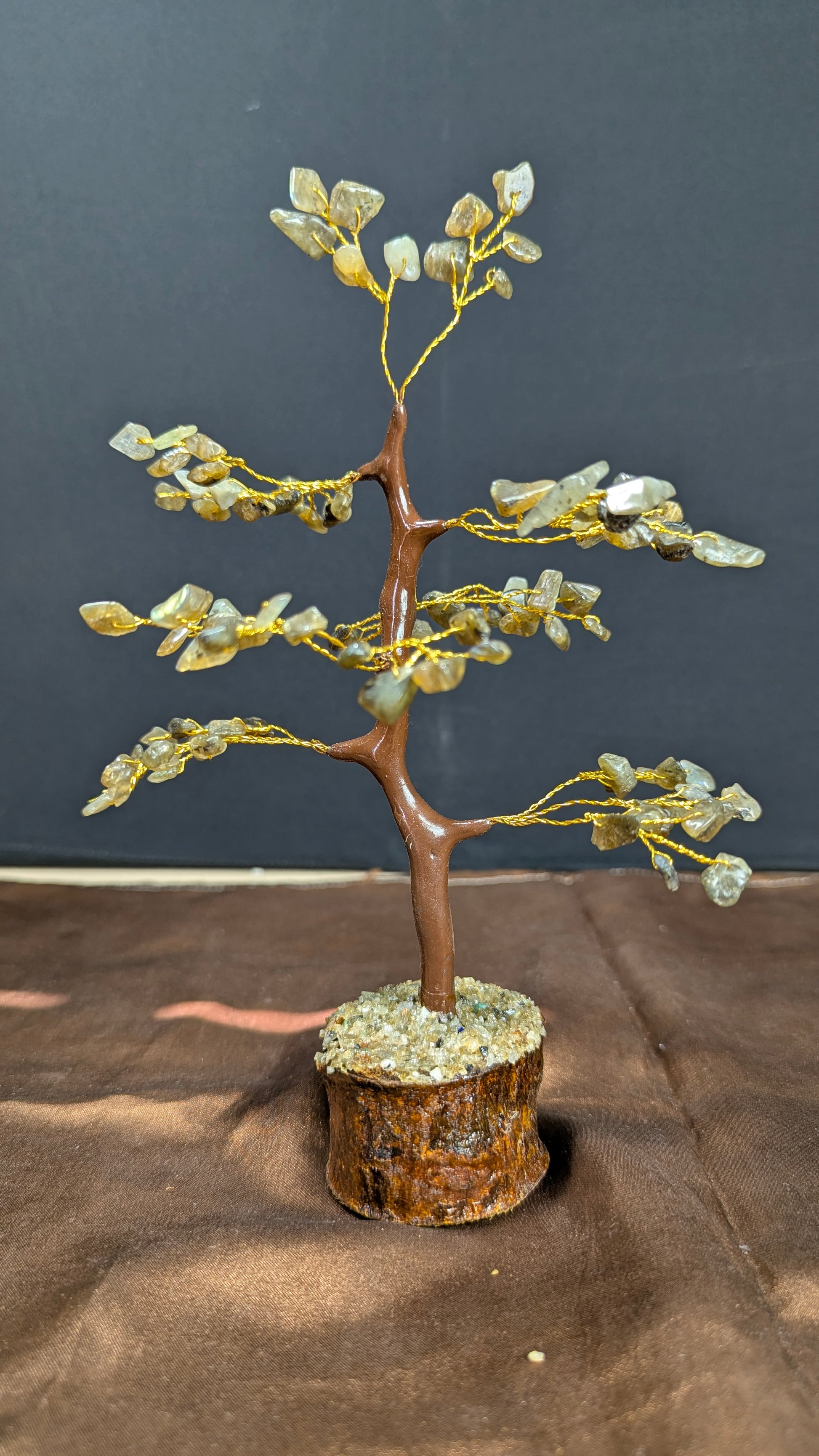 100 Beads natural healing crystal stone tree-Labradorite-Maitri Export | Crystals Store