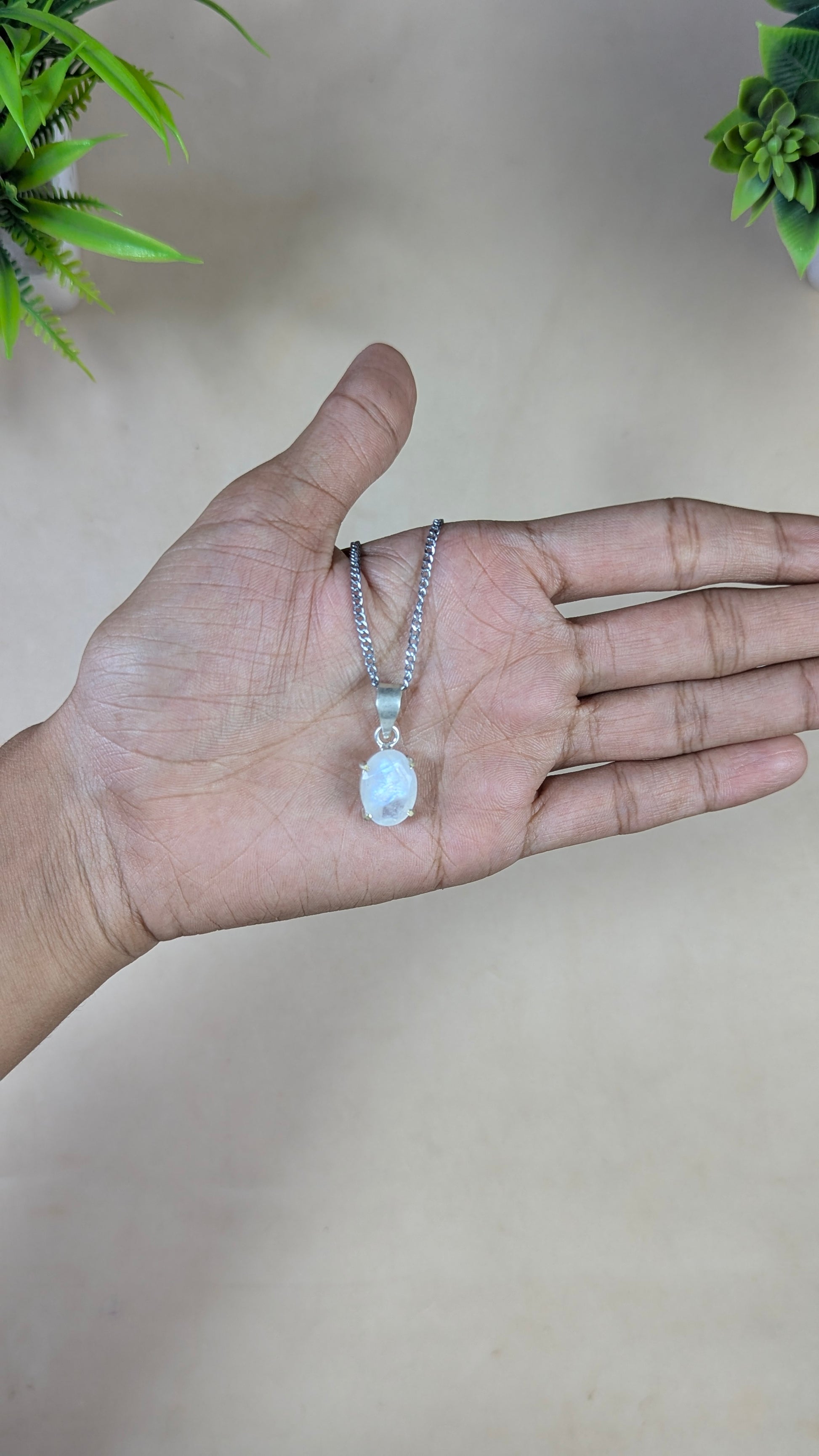 Diamond cut oval pendants-Rainbow Moonstone-Maitri Export | Crystals Store