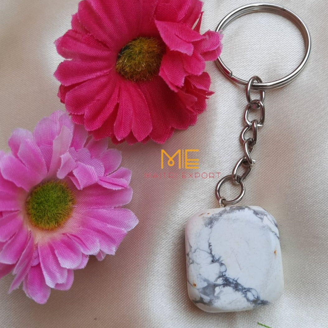 Tumble keychain-Howlite-Maitri Export | Crystals Store