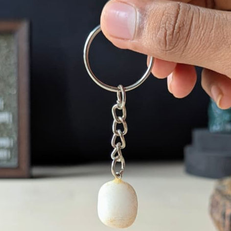 Tumble keychain-White Agate-Maitri Export | Crystals Store