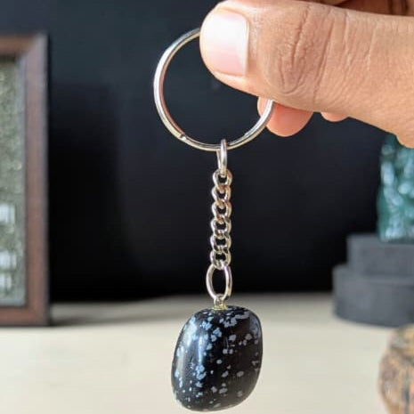 Tumble keychain-Snowflake Obsidian-Maitri Export | Crystals Store