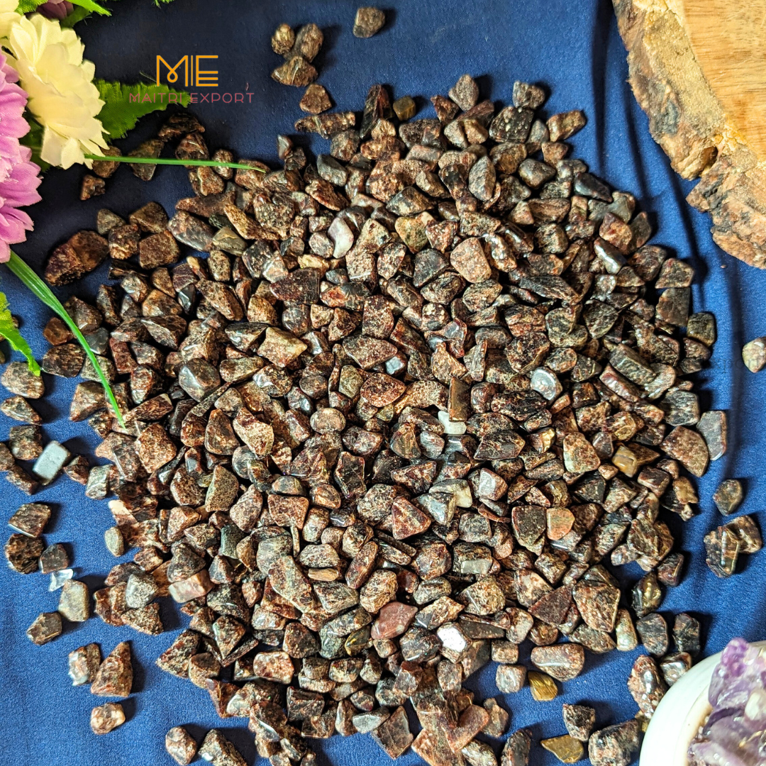 7 To 9 mm Loose Chips-Garnet-250 gm-Maitri Export | Crystals Store