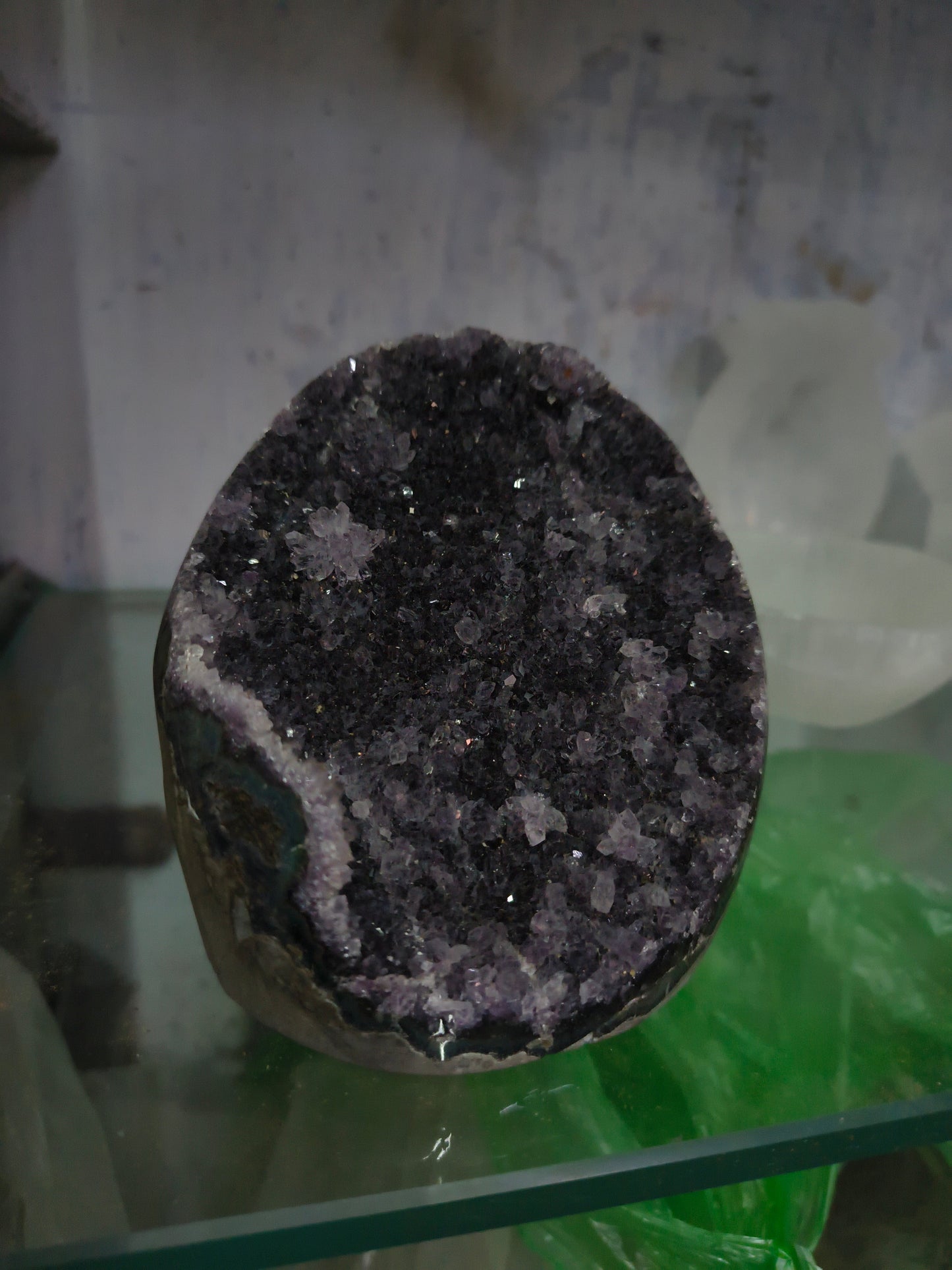 Amethyst geode-17 - 1.06 kg-Maitri Export | Crystals Store