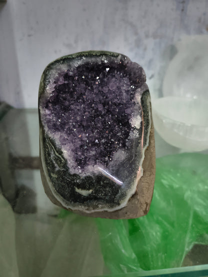 Amethyst geode-1 - 828gm-Maitri Export | Crystals Store